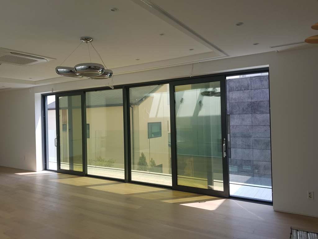 Pangyo (Motorised wood blind)-12-8.jpg